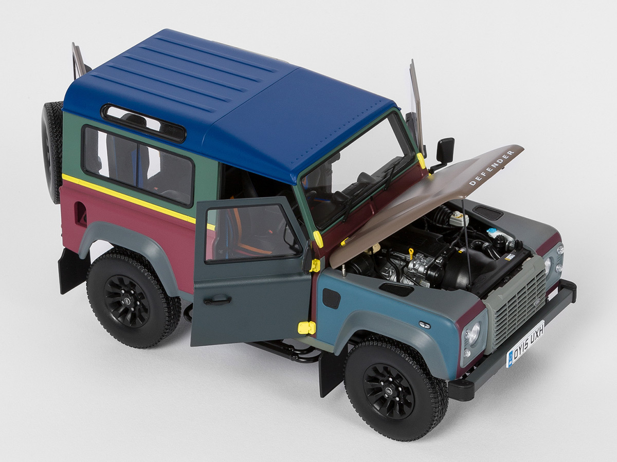 Land Rover Defender 90 Paul Smith Edition Scale Model IMBOLDN