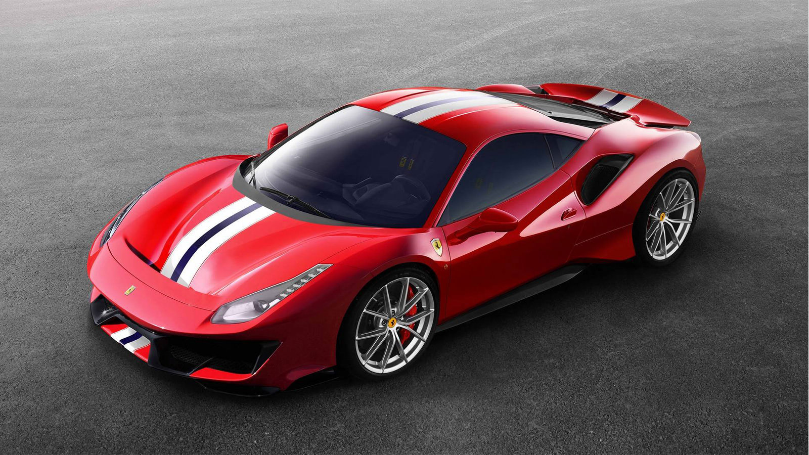 Ferrari 488 pista 2019