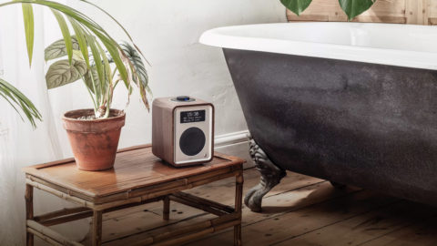 Ruark Audio R1 Deluxe Bluetooth Radio