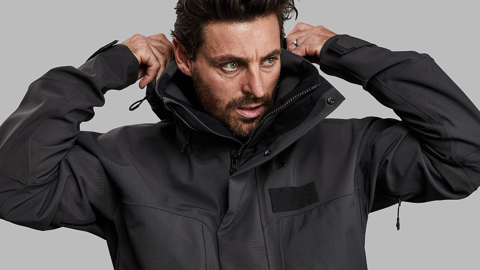 Vest privacy scout The Vollebak 100 Year Jacket Can Withstand The Toughest Environments on  Earth - IMBOLDN