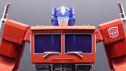 Transformers Optimus Prime Auto-Converting Programmable Robot Collector's Edition