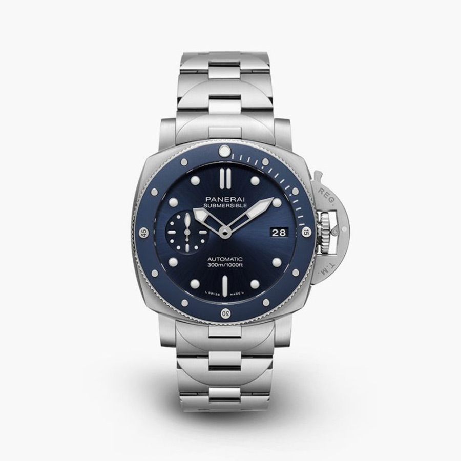 The New Panerai Submersible Blu Notte The First 42mm Submersible