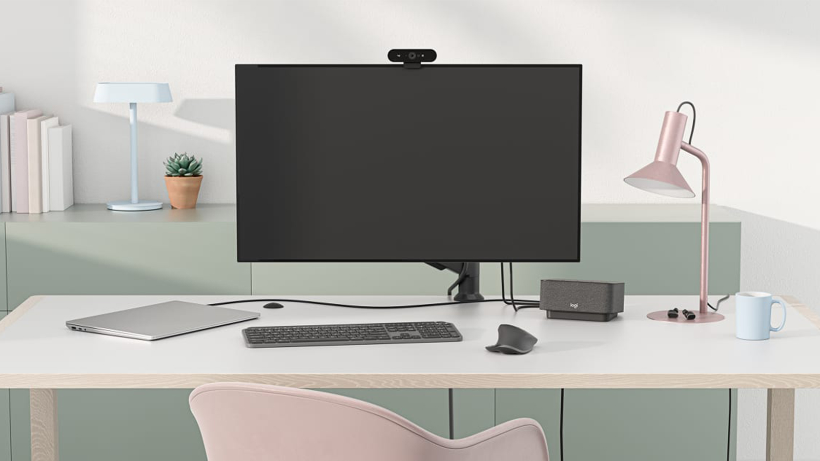 Make Working From Home Easier With Logitech’s Logi Dock IMBOLDN