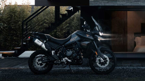 Triumph Tiger 900 Bond Edition