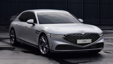 2022 Genesis G90