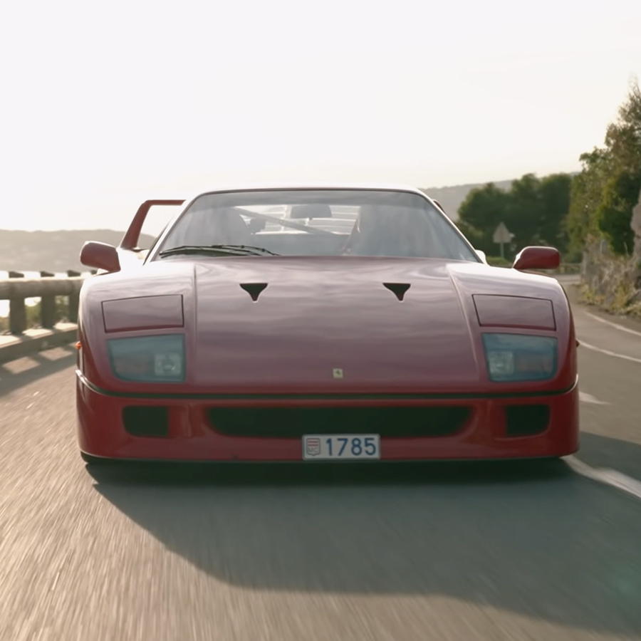 Nico Rosberg Drives Ferrari F40 in Monaco