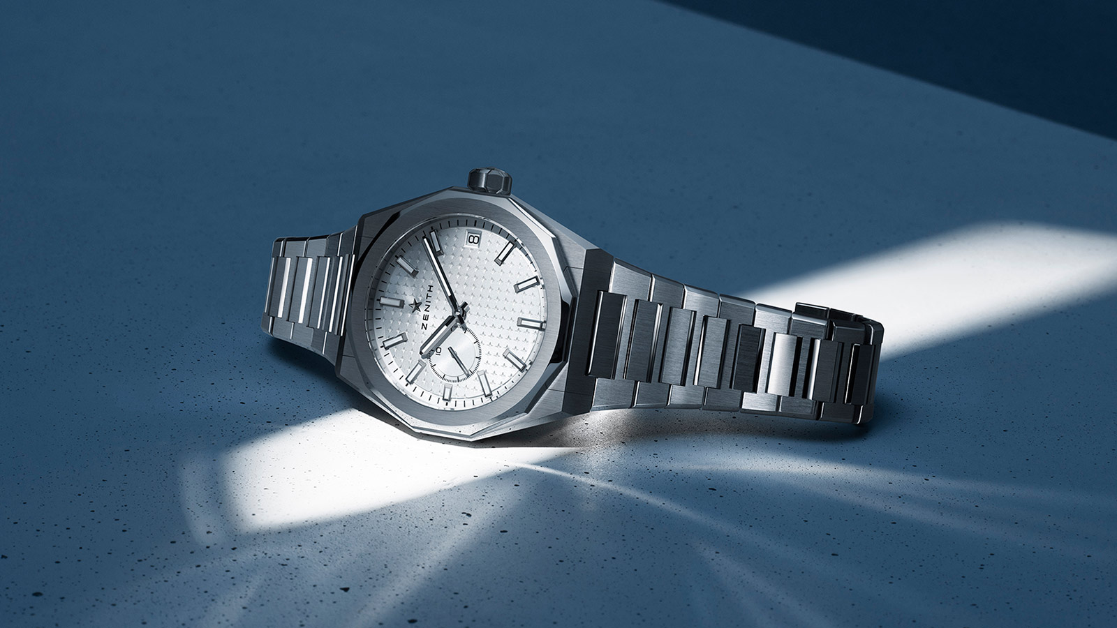 Zenith Presents A New Flagship Sport Watch With The DEFY Skyline - IMBOLDN