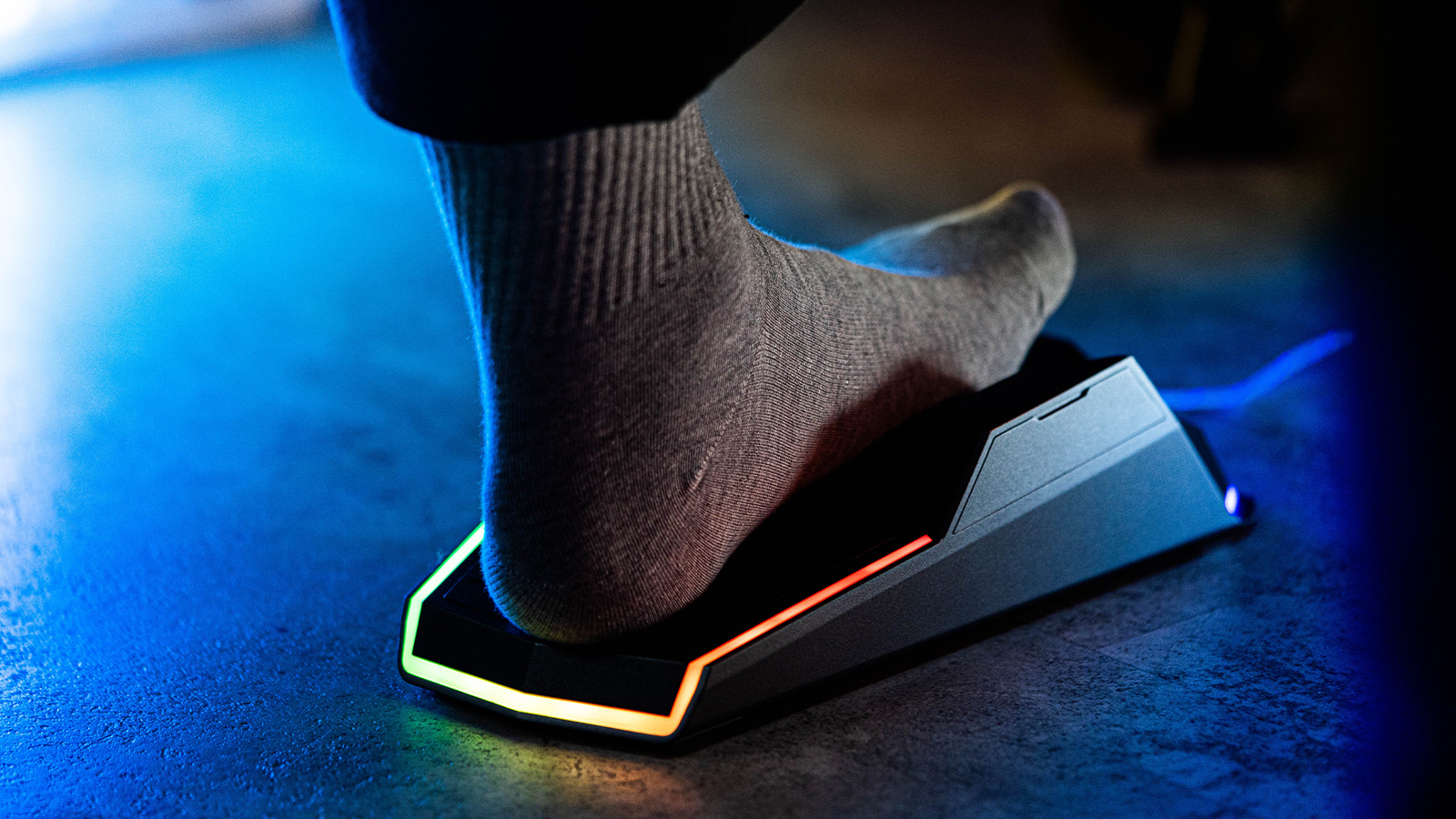 MSI Introduces The Liberator Gaming Foot Pedal IMBOLDN