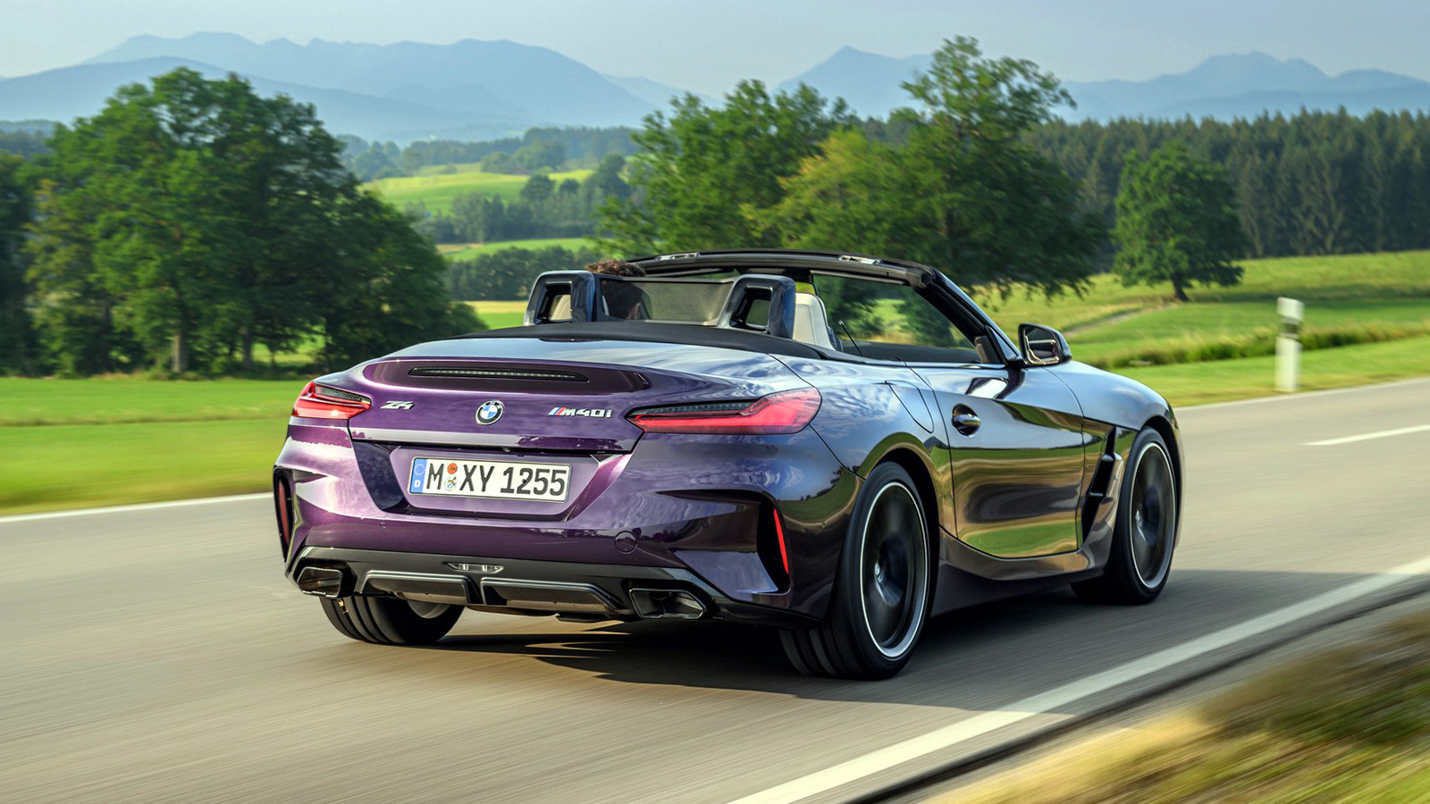 2023 BMW Z4 Gets A Modest Facelift And Thundernight Metallic Color Option IMBOLDN