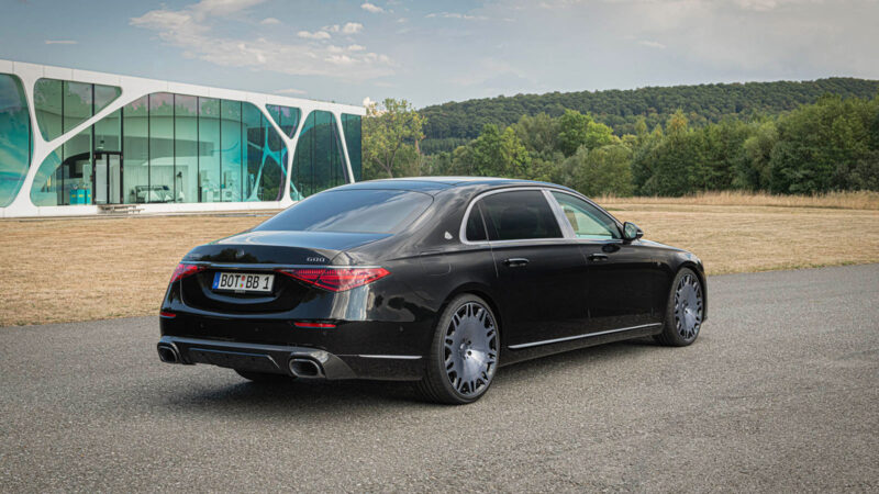 The Brabus 600 is a Tuned Maybach S-Class With a Turquoise