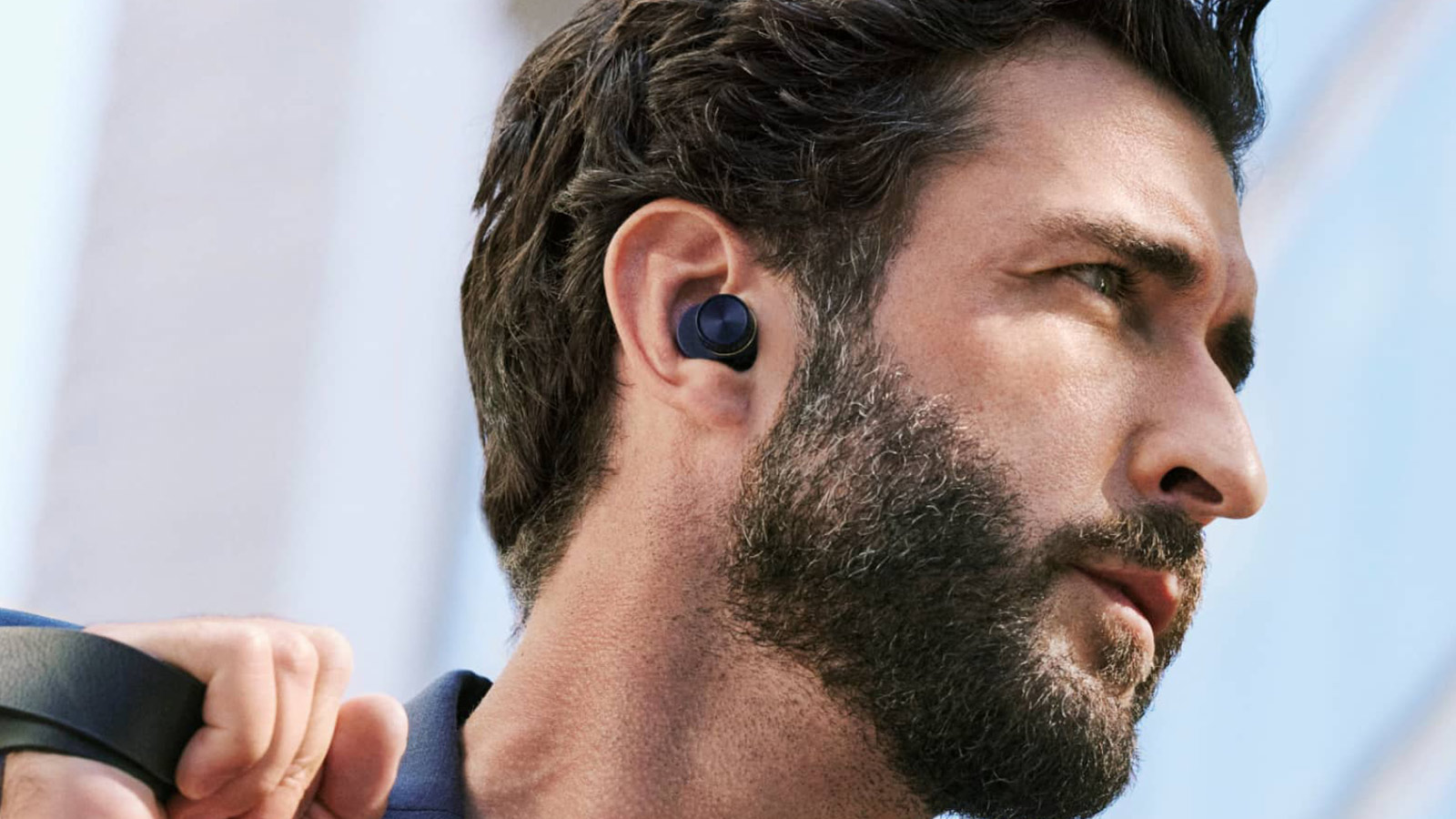Bowers & Wilkins Pi7 and Pi5 In-ear Wireless Earbuds