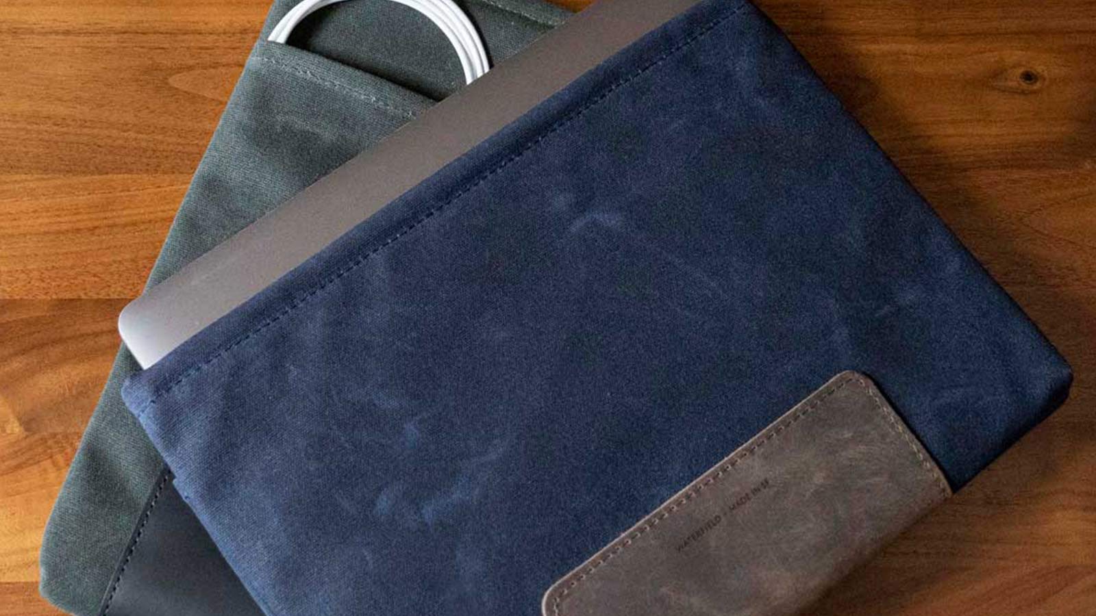 WaterField Magnetic Sleeve for new Apple MacBook Pro M2s