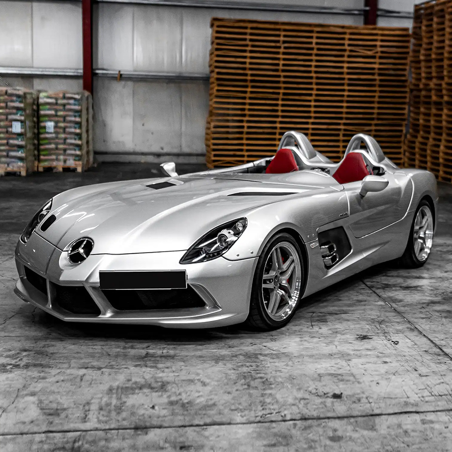 [1] 2010 Mercedes-Benz SLR Stirling Moss