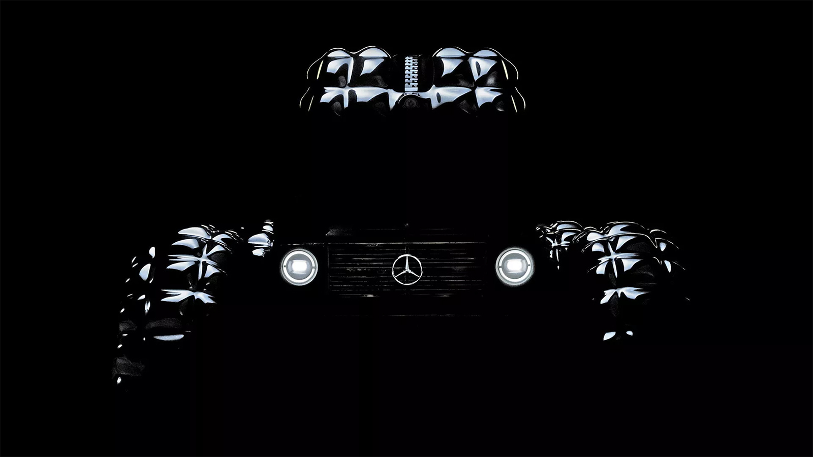 [2] Mercedes x Moncler G-Wagon Art Piece