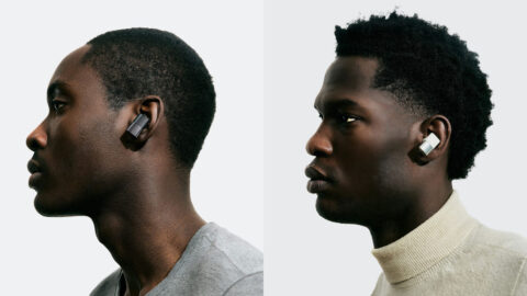 Status Between 3ANC Wireless Earbuds