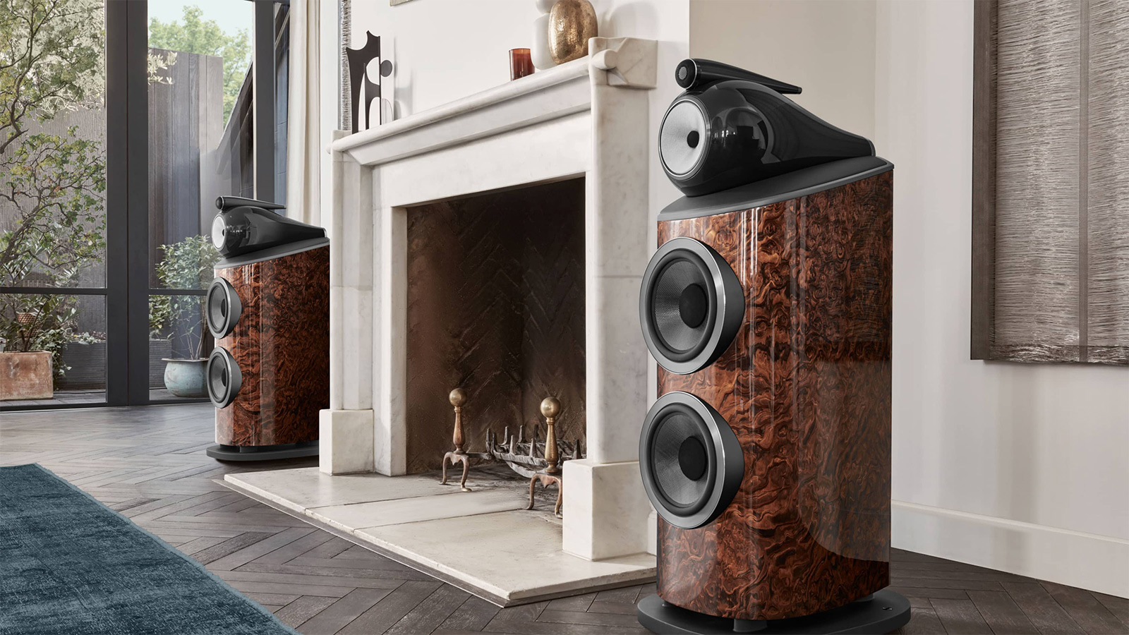 Bowers & Wilkins 801 D4 and 805 D4 Diamond Signature Series