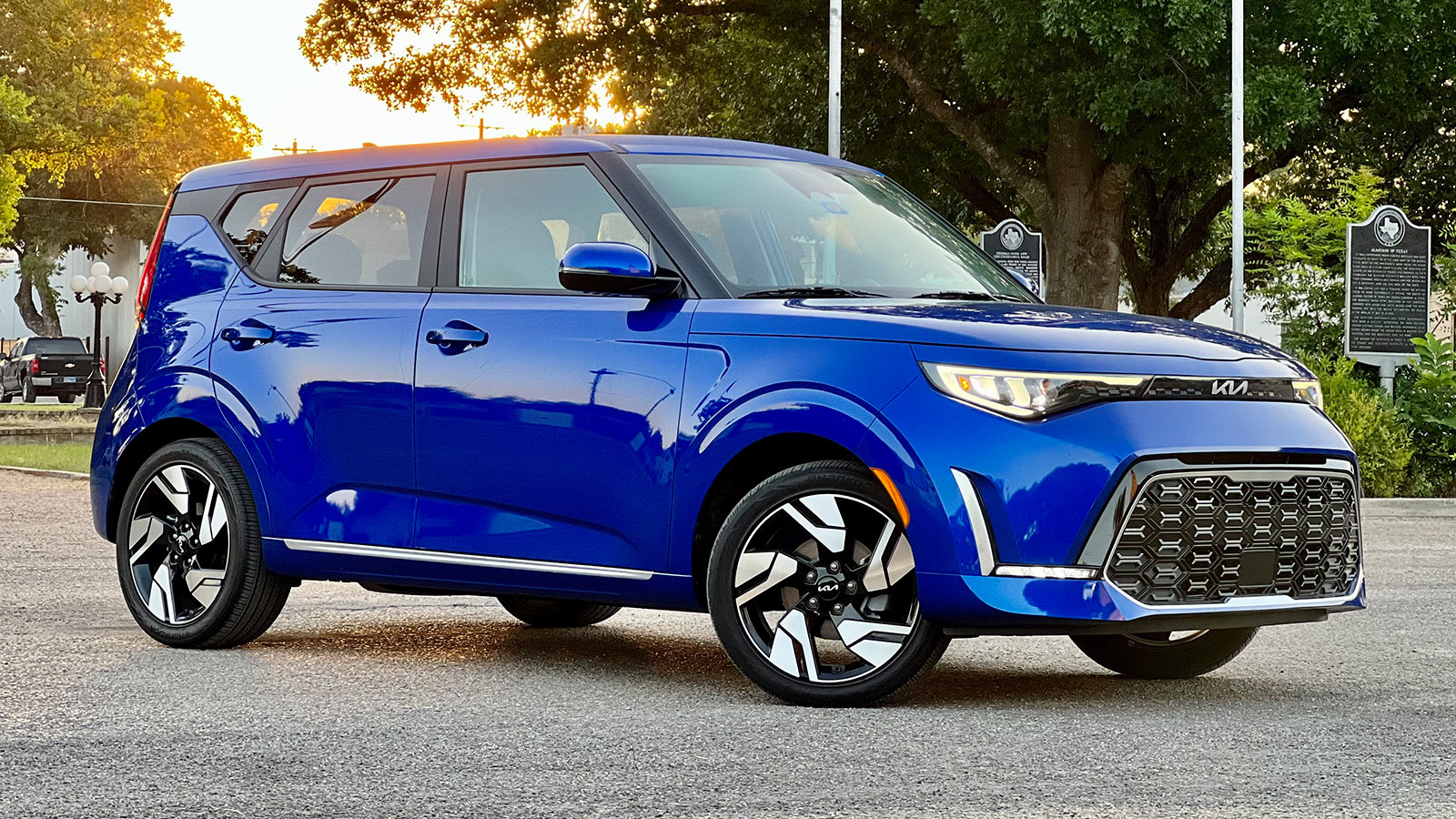 2023 Kia Soul GT Line Emphasizes Style and Flair Without Breaking the ...