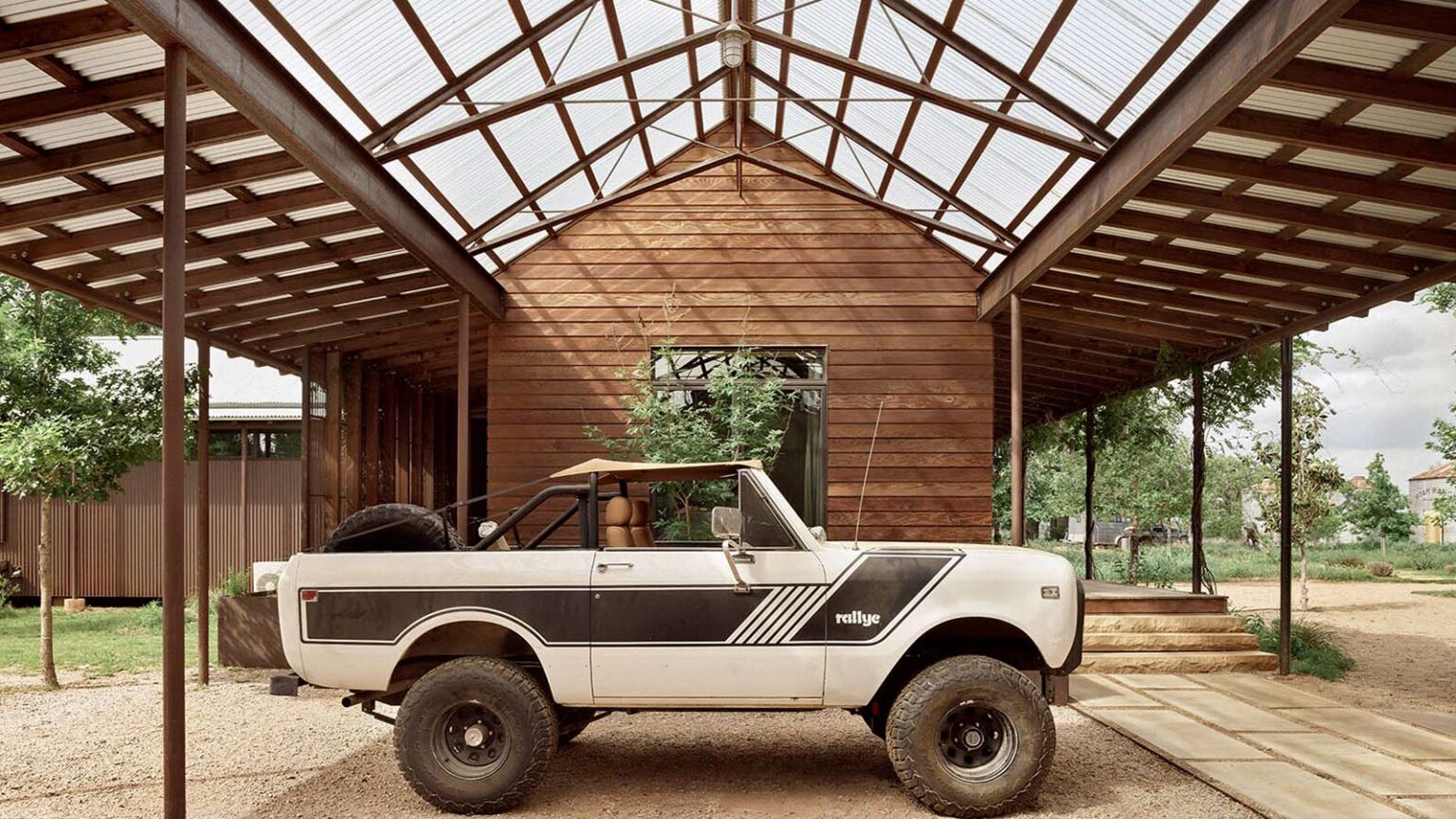 Hatch Ranch Design Roam Ranch by Baldridge Architects Connects to Nature - IMBOLDN