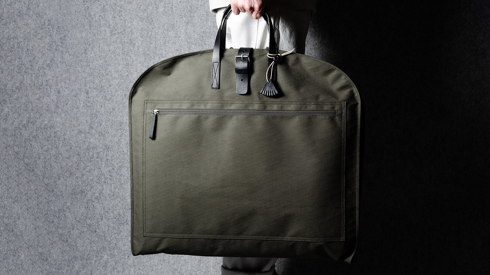 hardgraft Undercover Garment Bag