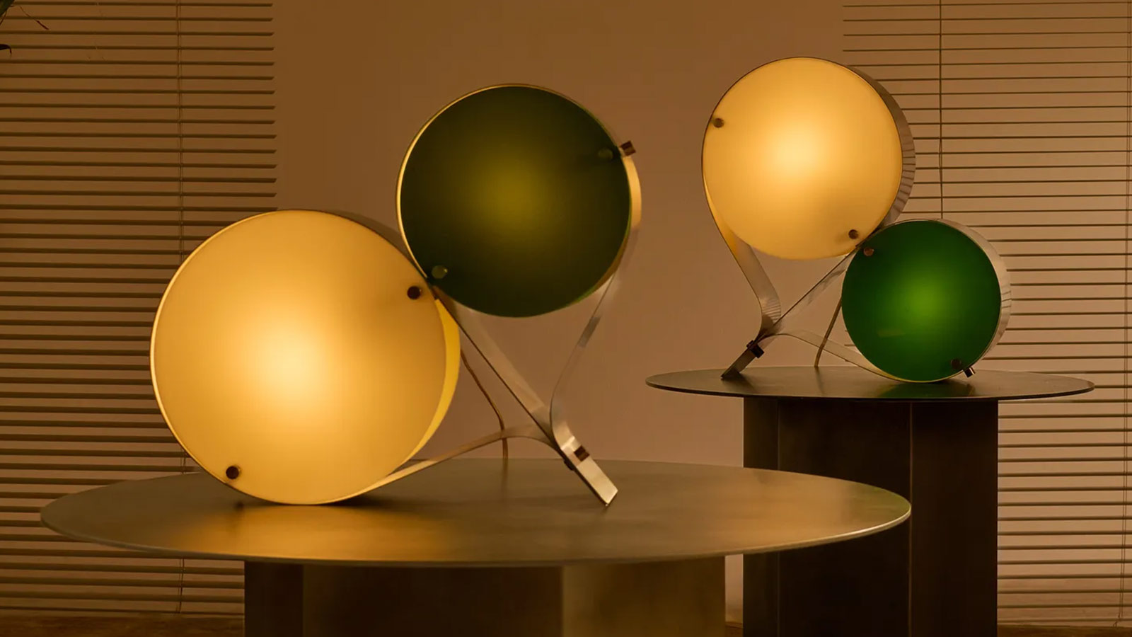 GUBI's Coppia Table Lamp