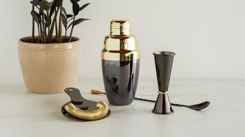 Craft Cocktails Like A Pro With The Viski 4-Piece Barware Set