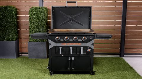 This Griddle-Airfryer Combo Is Like A Swiss Army Knife For Your Patio