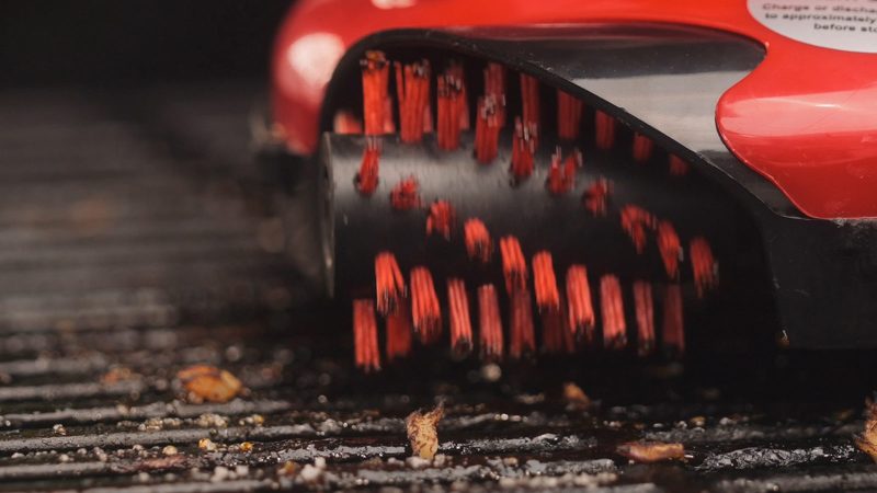 The Red Grillbot & Case Bundle is a smart, hands-free solution that automatically scrubs grills clean.