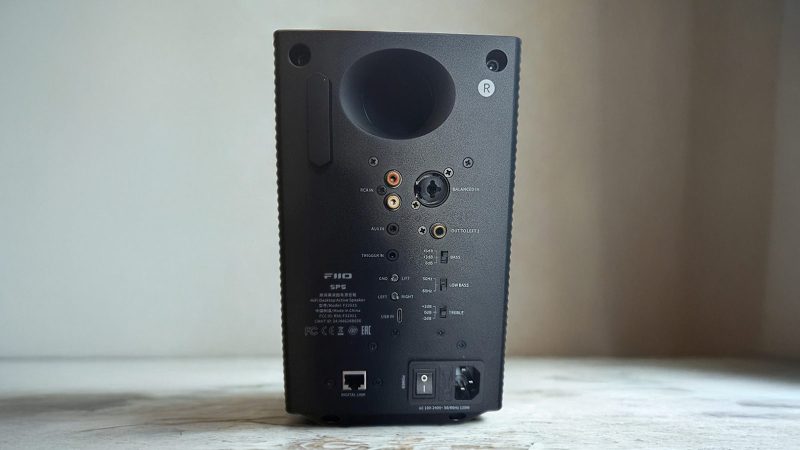 FiiO SP5 active desktop speakers with dual power supplies, multiple inputs, and high-end woofer and tweeter drivers for studio-grade sound.