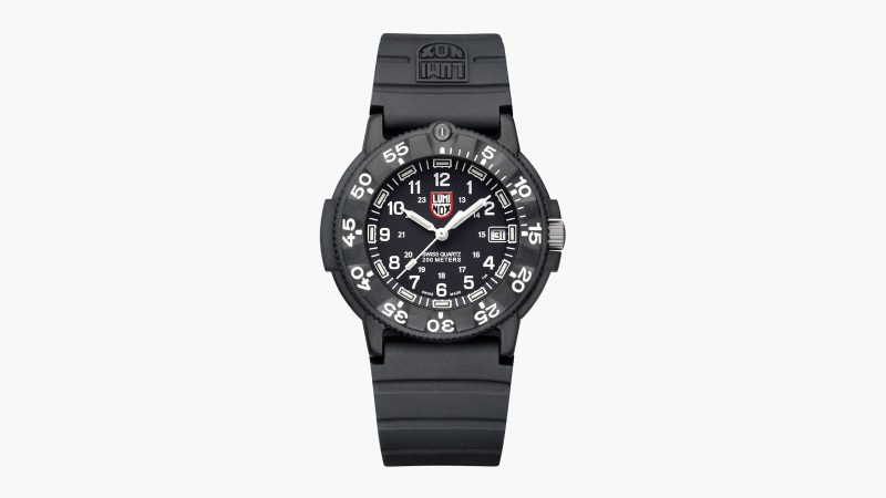 Luminox Navy SEAL Original 3001 Dive Watch with 43mm CARBONOX™ case, Swiss quartz movement, 200M water resistance, and 25-year constant glow.
