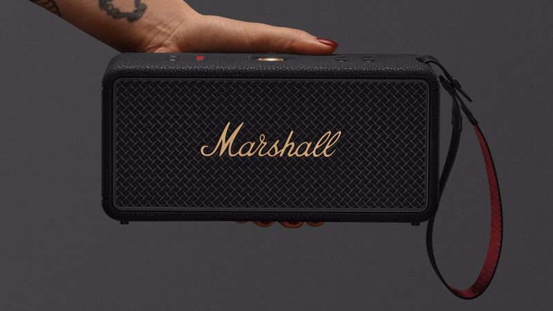 Marshall Middleton II portable Bluetooth speaker with IP67-rated rugged housing, 360° stereo output, signature control knob, and amp-style design.