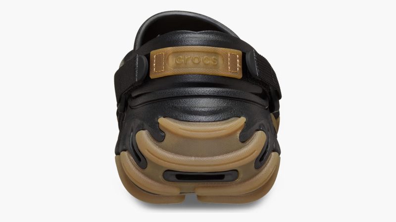 Crocs Echo Gum RO Clog streetwear-style rubber outsole clog with Croslite comfort and LiteRide footbed in urban terrain-ready design.