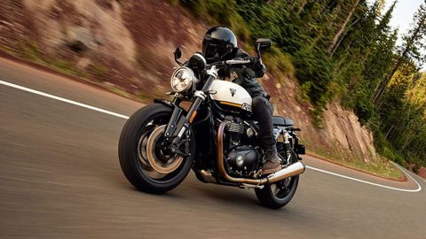 Triumph Boosts The Speed Twin 1200 With 104 HP And Tech Upgrades
