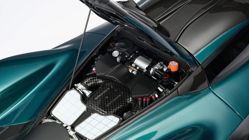 Amalgam Collection’s 1:8 scale Aston Martin Valkyrie (2021) model, hand-built with Aston Martin-approved precision, featuring authentic paint, carbon details, and F1-inspired design elements.