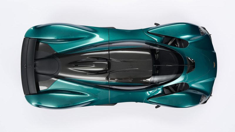 Amalgam Collection’s 1:8 scale Aston Martin Valkyrie (2021) model, hand-built with Aston Martin-approved precision, featuring authentic paint, carbon details, and F1-inspired design elements.
