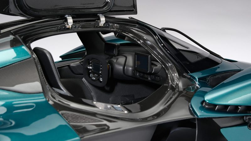 Amalgam Collection’s 1:8 scale Aston Martin Valkyrie (2021) model, hand-built with Aston Martin-approved precision, featuring authentic paint, carbon details, and F1-inspired design elements.