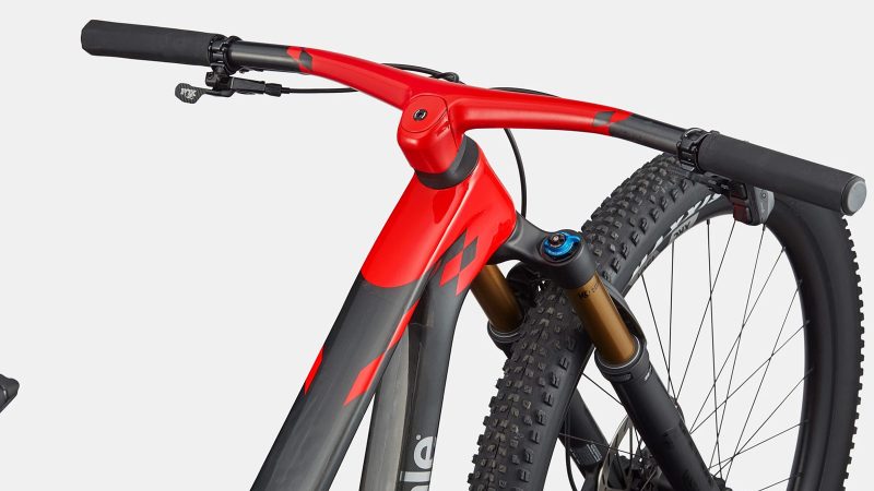 Cannondale’s Scalpel 1 carbon fiber cross-country mountain bike boasts aggressive geometry and race-ready performance.