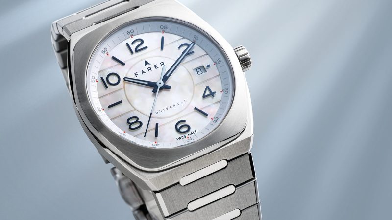 The Farer Integra watch boasts four different dials, an integrated bracelet, and a brushed-polished stainless steel case.