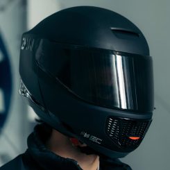 Zyon’s Helmet Is Built For Speed, Style, And Safety