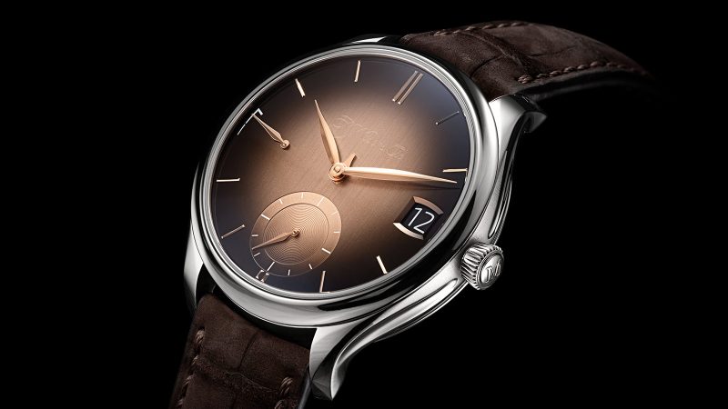 H. Moser & Cie Endeavour Perpetual Calendar Smoked Salmon with smoked salmon griffé dial, white gold case, and hand-wound HMC 800 caliber.