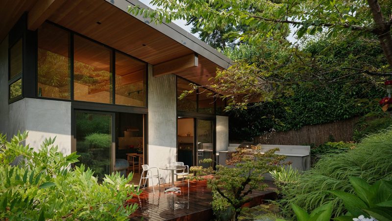 In-Kind House by GO'C — a modern Seattle remodel with white-oak interiors, clerestory windows, and seamless garden connection.
