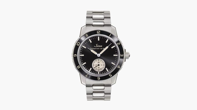 Sinn 104 Classic 12 pilot’s watch features small seconds and a ceramic bezel, combining timeless design with modern engineering.