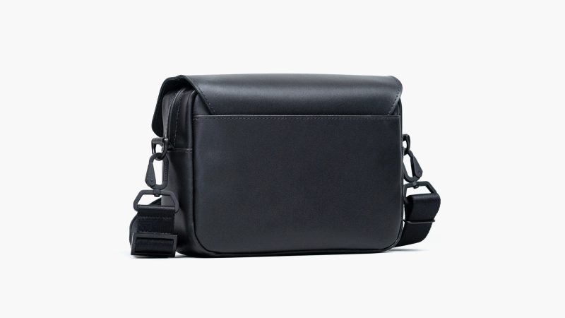 Waterfield’s Hudson Leather Crossbody Bag in premium full-grain leather, designed for modern professionals seeking durability, style, and functional everyday carry.