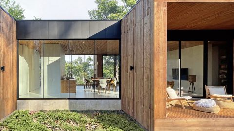 This Quebec Home Floats Among The Trees Like A Modern Sanctuary