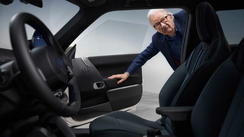 The MINI Paul Smith Edition in Inspired White with contrast Nottingham Green roof and Paul Smith’s signature stripe details.