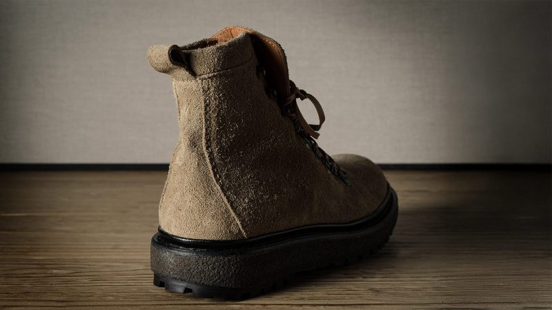 hardgraft Big Boots in premium vegetable-tanned Italian leather with rugged crepe sole and over-tongue lacing, handcrafted in Italy.