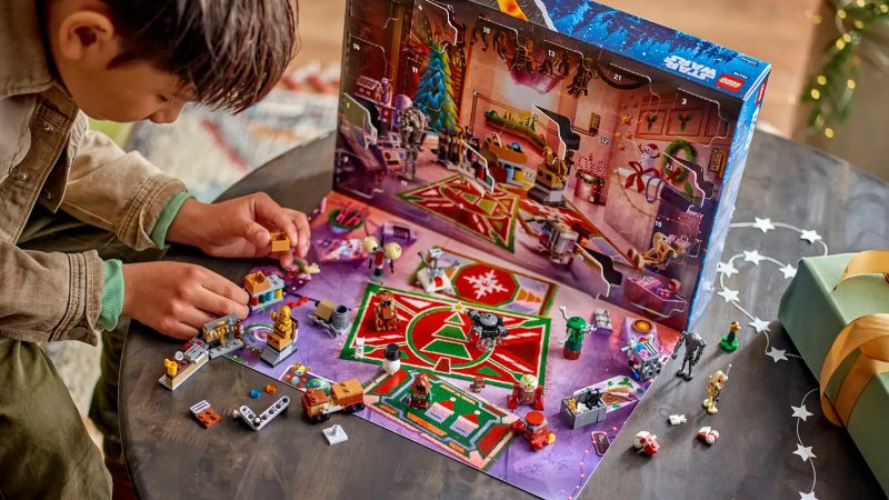 LEGO Star Wars 2025 Advent Calendar features mini builds, characters, and holiday-themed collectibles.