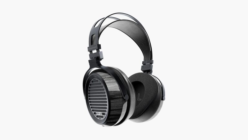 Steven Slate Audio VSX Immersion One open-back planar magnetic headphones with maple-wood earcups and premium aluminum frame.