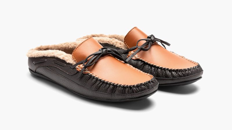Line of Trade’s Grizzly Cabin Slipper features rugged construction, insulated lining, durable outsole, and cabin-ready indoor outdoor slipper design.