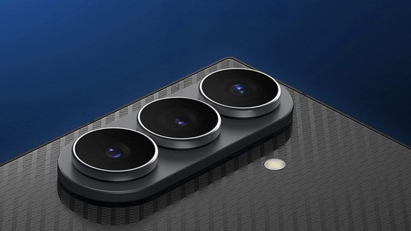 Samsung’s Galaxy Z TriFold smartphone with triple-panel folding design, 10-inch Dynamic AMOLED display, dual hinges, 6.5-inch cover screen, Snapdragon 8 Elite chipset, and 200MP camera.