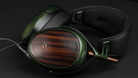 Meze STRADA: Closed‑Back Luxury With Ebony and Magnesium